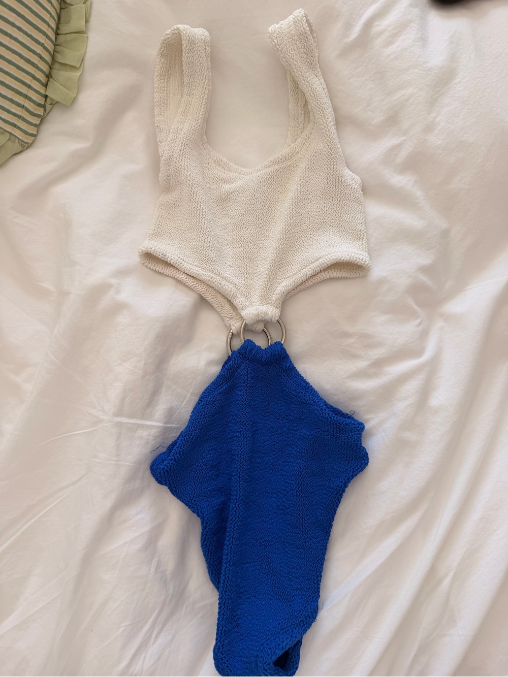 Hunza G Two-Tone Ring One-Piece Swimsuit in Cream and Blue - Picture 3 of 3